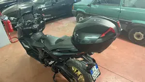 Yamaha T-Max 560 (2022 - 24)  (3)