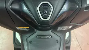 Yamaha T-Max 560 (2022 - 24)  (11)