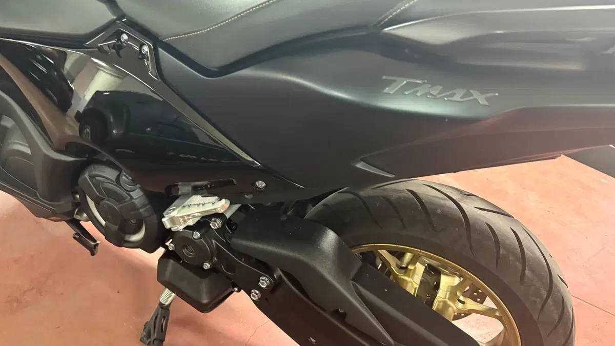 Yamaha T-Max 560 (2022 - 24)  (17)