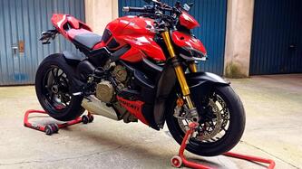 Ducati Streetfighter V4 S (2023 - 24) usata