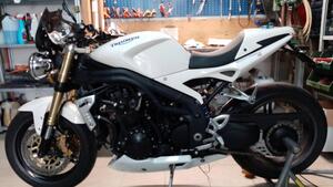Triumph Speed Triple 1050 (2005 - 11)