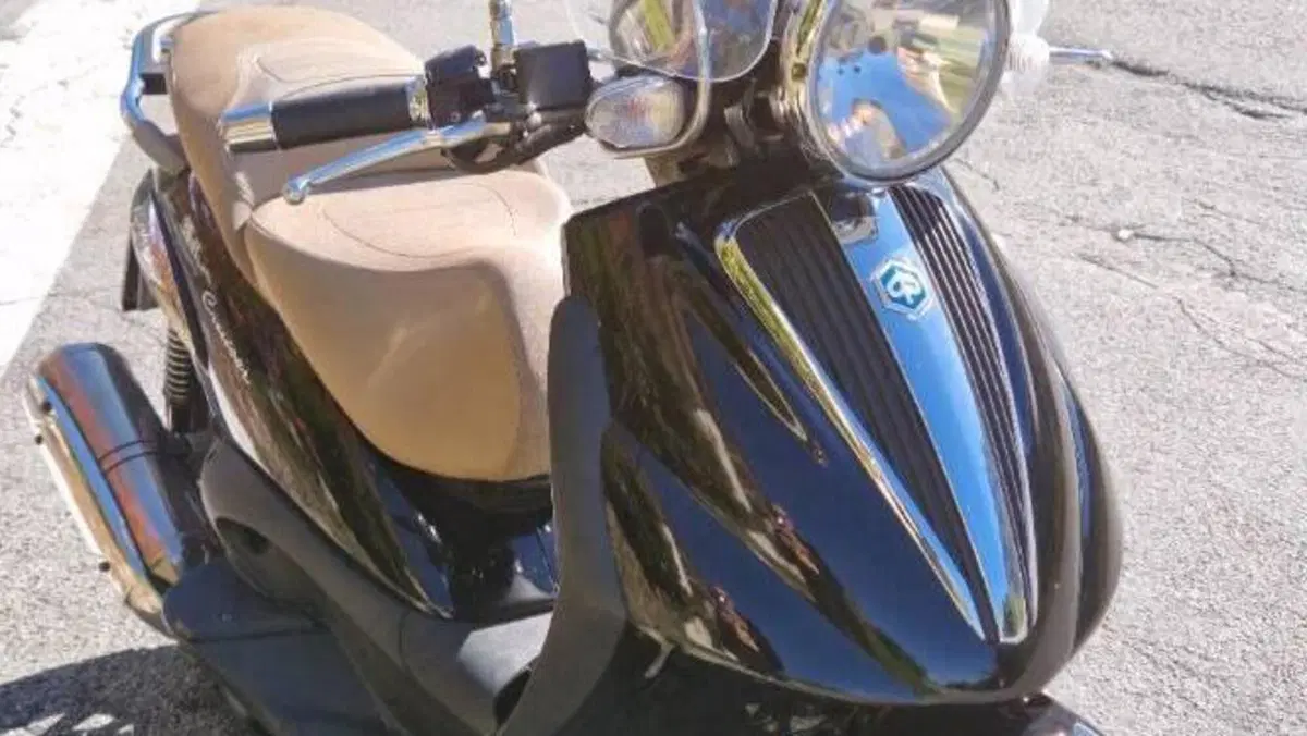 Piaggio Beverly Cruiser 500  (5)