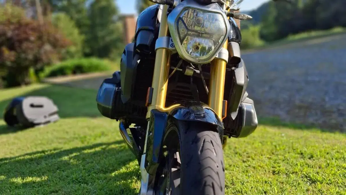 Bmw R 1250 R (2021 - 25)  (6)