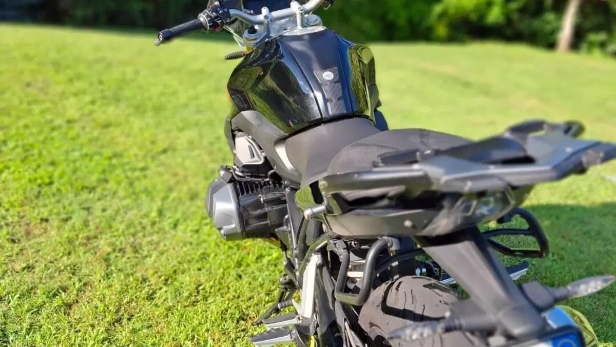 Bmw R 1250 R (2021 - 25)  (12)