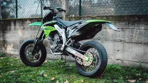 Kawasaki KX450F (2005 - 06)  (4)