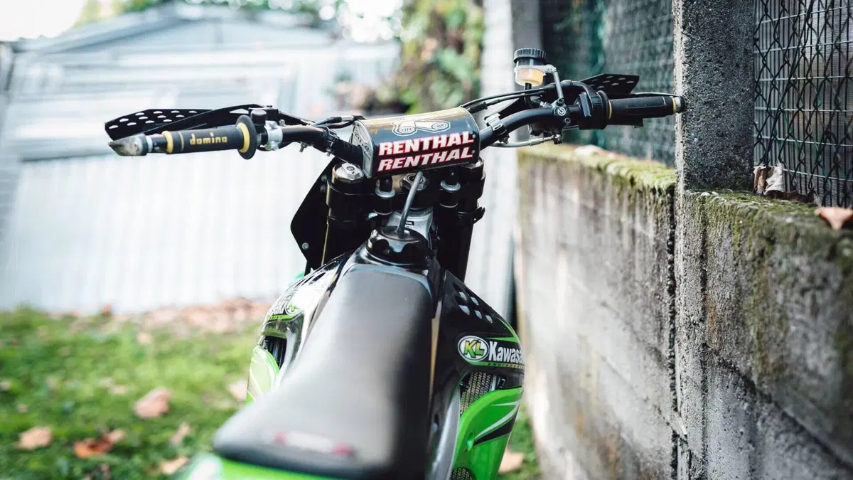 Kawasaki KX450F (2005 - 06)  (7)