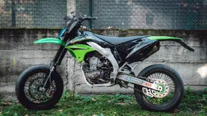 Kawasaki KX450F (2005 - 06)  (8)