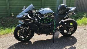 Kawasaki Ninja H2 (2015 - 16) 