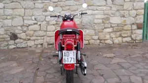 Moto Guzzi   (3)