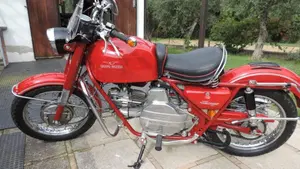 Moto Guzzi   (9)