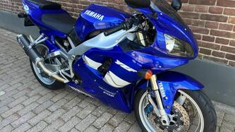 Yamaha YZF R1 (1998 - 99)