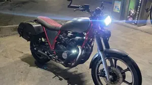 Kawasaki   (2)