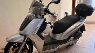 Kymco People 250 S