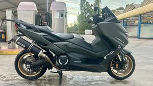 Yamaha T-Max 560 Tech Max (2021) 