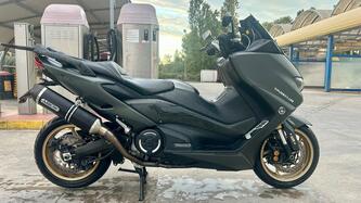 Yamaha T-Max 560 Tech Max (2021)