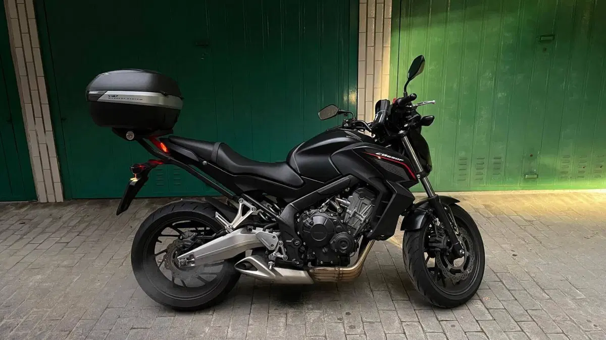 Honda CB 650 F ABS (2014 - 17)  (2)