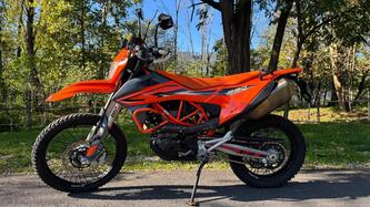 KTM 690 Enduro R (2022 - 25) usata