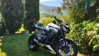 Triumph Street Triple 765 R (2023 - 25)