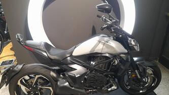 Zontes ZT350-V1 (2022 - 25) usata