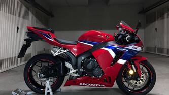 Honda CBR 600 RR (2024 - 25) usata