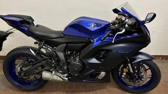Yamaha YZF R7 (2021 - 25) usata