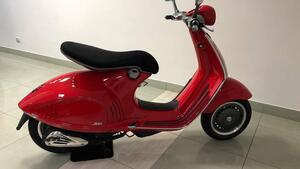 Vespa Vespa 946 EA ABS (2015 - 16) 