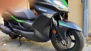 Kawasaki J 300 (2017 - 21)  (7)