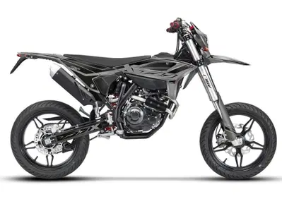 Betamotor RR 125 4T Motard T - X Special Edition (2025 - 26) - Annuncio 9863439