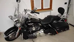 Harley-Davidson 103 Road King Classic (2014 - 16) - FLHRC 