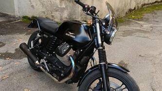 Moto Guzzi V7 II Stone (2015 - 17)