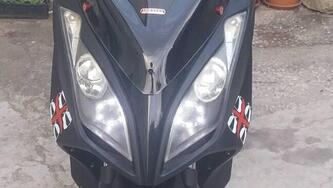 Kymco Downtown 300i ABS (2009 - 17) usata