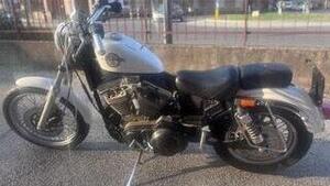 Harley-Davidson 883 Hugger (1994 - 00) - XLH 