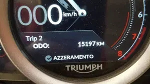 Triumph Rocket 3 R (2019 - 20)  (6)