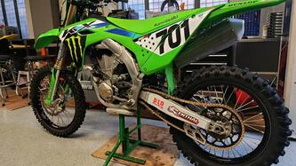 Kawasaki KX 450 F (2023)