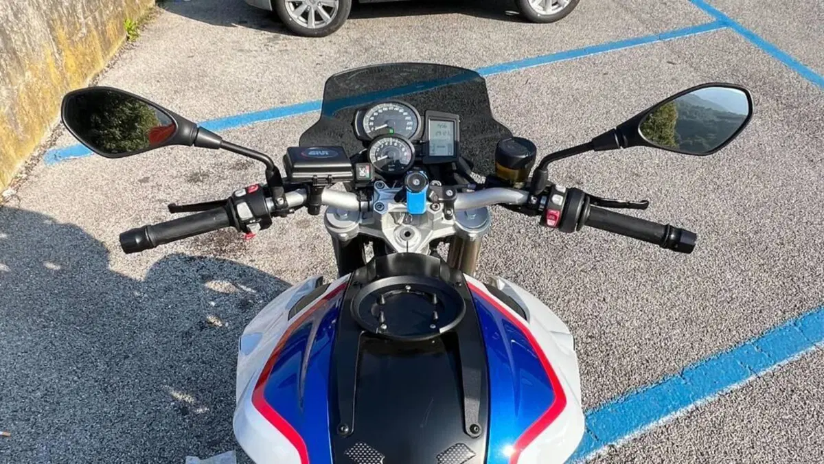 Bmw F 800 R (2017 - 20)  (3)