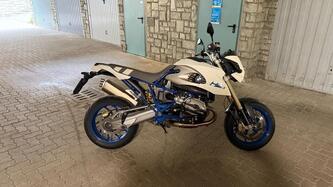 Bmw HP2 Megamoto usata