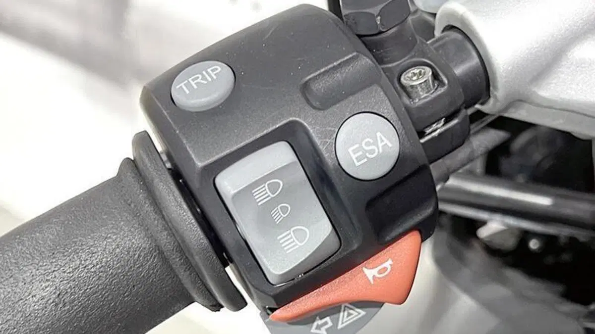 Bmw K 1200 R  (3)