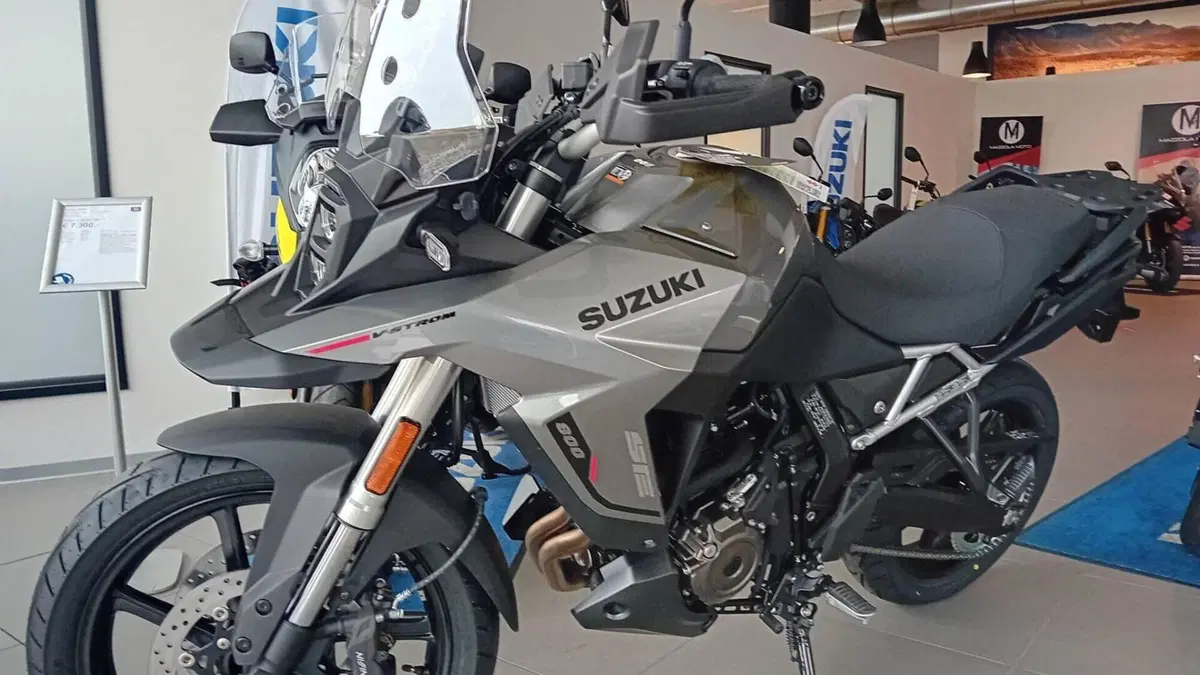 Suzuki V-Strom 800SE (2025 - 26)  (5)