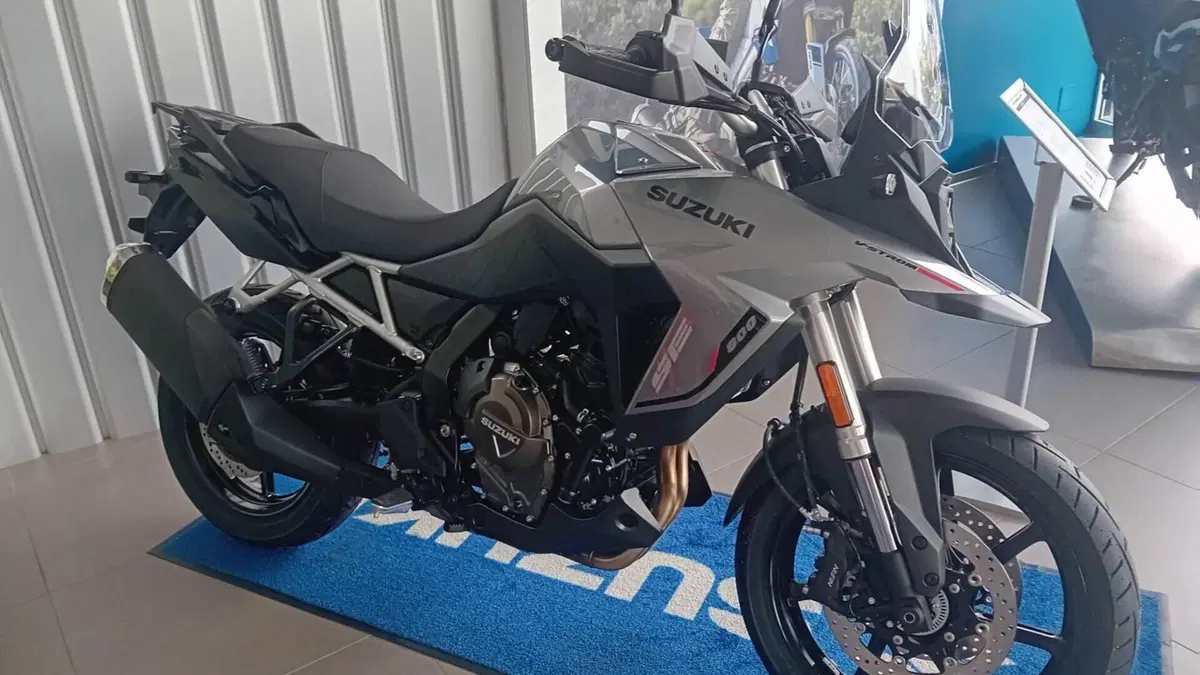 Suzuki V-Strom 800SE (2025 - 26)  (6)