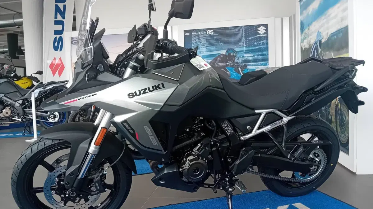 Suzuki V-Strom 800SE (2025 - 26)  (7)