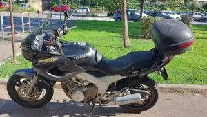 Yamaha TDM 850 (1996 - 01)  (2)
