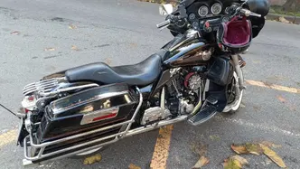 Harley-Davidson 1450 Electra Glide Ultra Classic (1999 - 02) - FLHTCUI usata