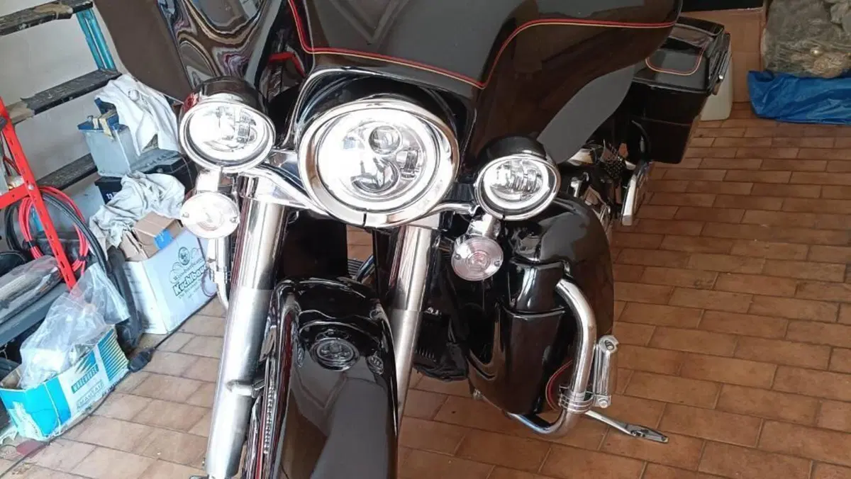 Harley-Davidson 1450 Electra Glide Ultra Classic (1999 - 02) - FLHTCUI  (3)