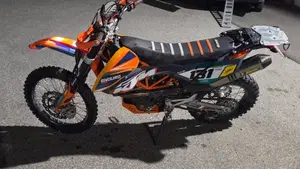 KTM 690 Enduro R (2009 - 11) 