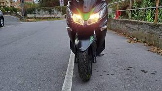 Kawasaki J 300 (2017 - 21) usata