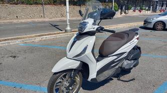 Piaggio Beverly 400 ABS-ASR (2021 - 24) usata