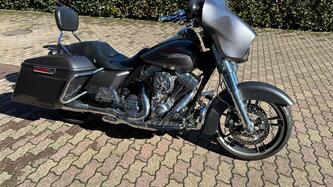 Harley-Davidson 1690 Street Glide Special (2014 - 16) - FLHX usata