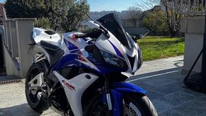 Honda CBR 600 RR C-ABS (2009 - 12) 