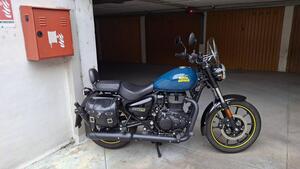 Royal Enfield Meteor 350 Fireball (2021 - 25) 