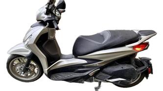Piaggio Beverly 300 ABS-ASR (2021 - 25) usata